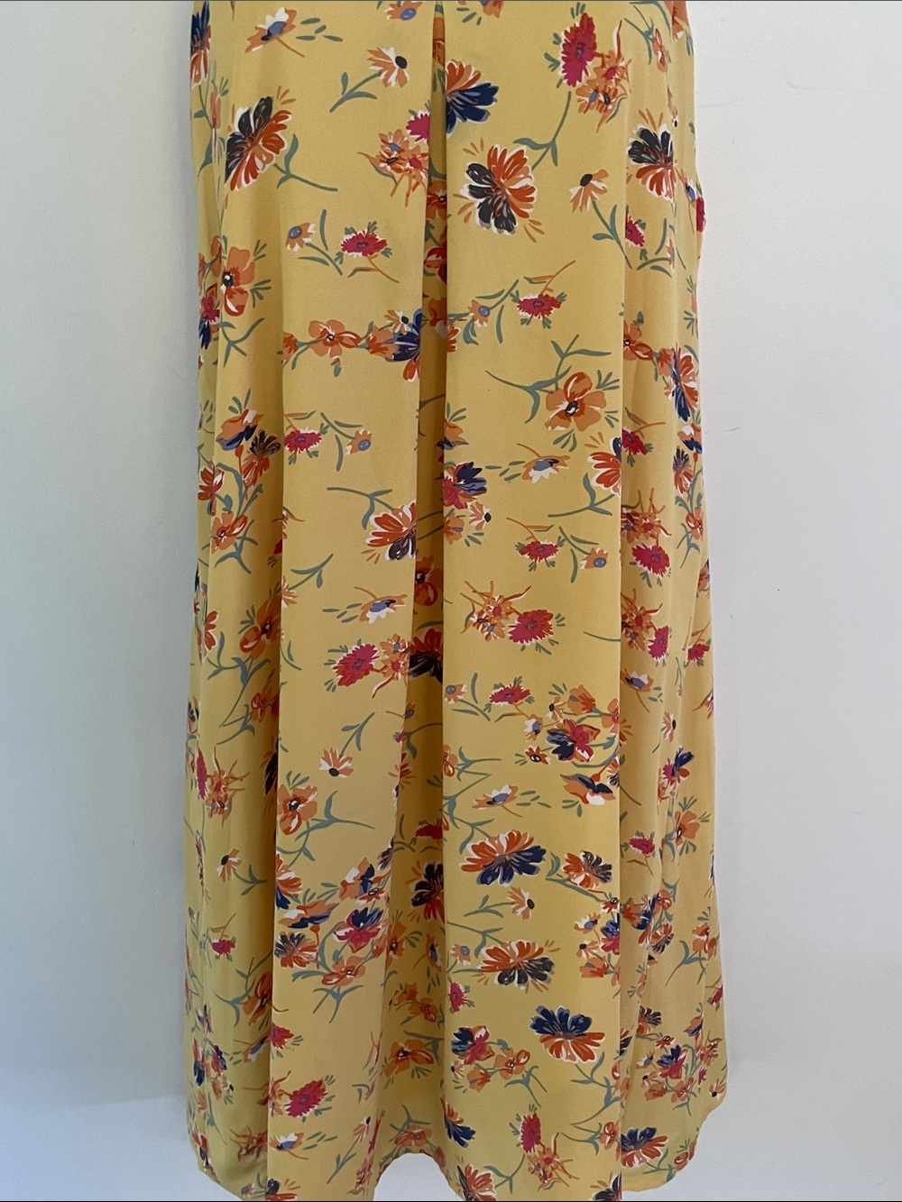 Lucy & Laurel sleeveless vibrant yellow Floral Print Sundress - Picture 7 of 11